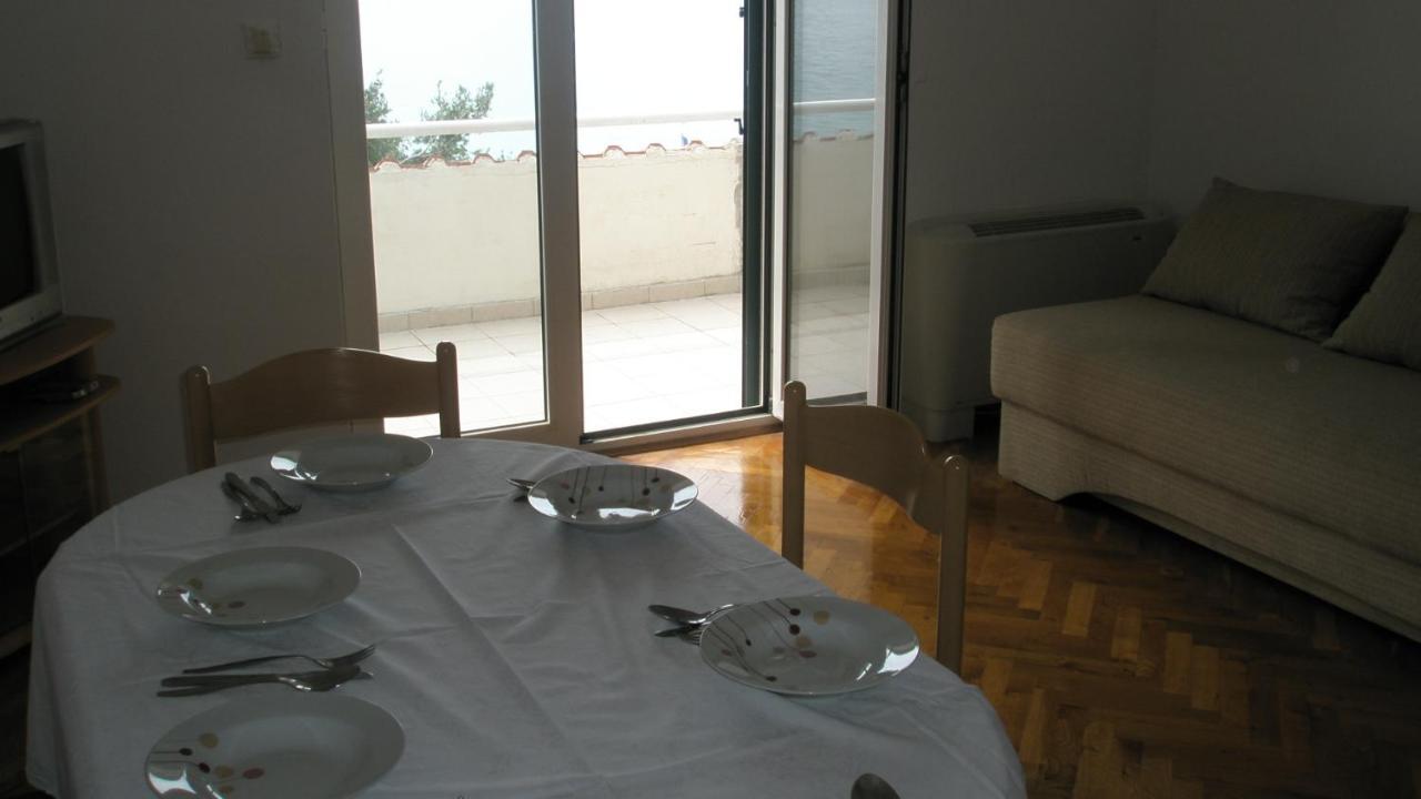 Guesthouse Marija Подстрана Екстер'єр фото