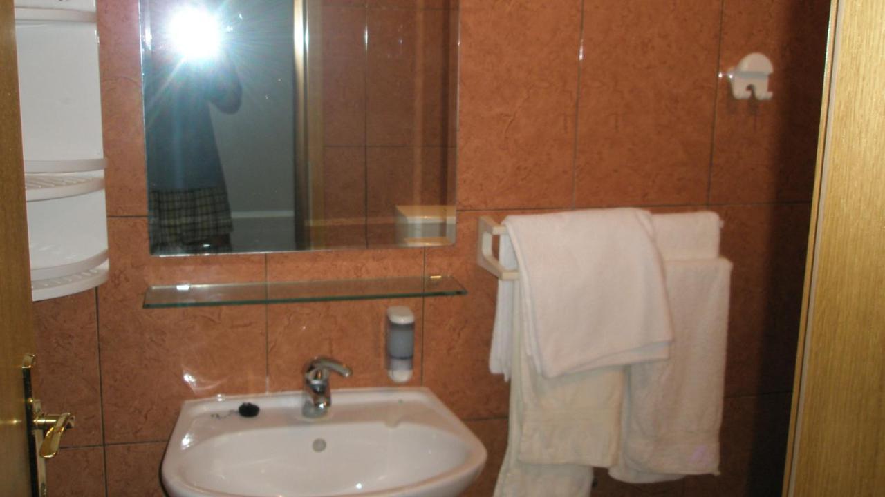 Guesthouse Marija Подстрана Екстер'єр фото