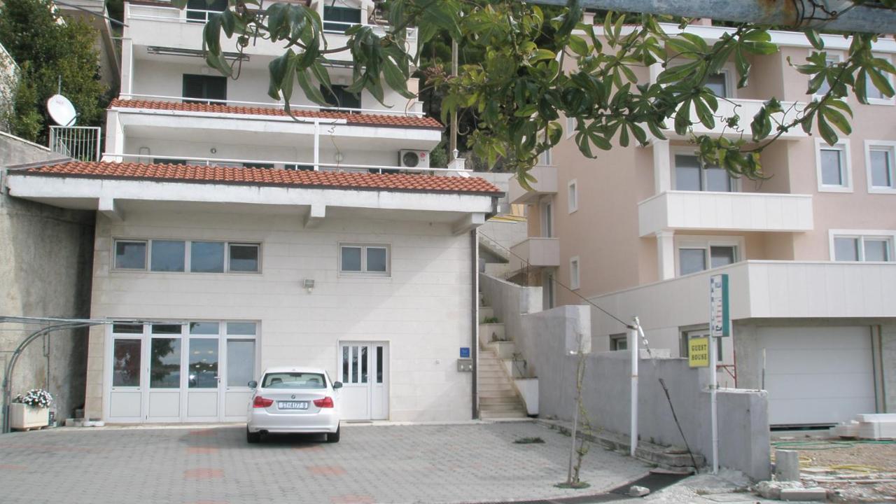 Guesthouse Marija Подстрана Екстер'єр фото