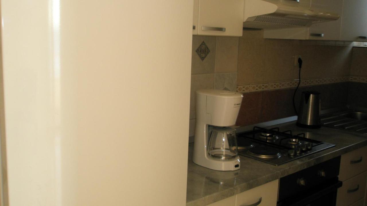 Guesthouse Marija Подстрана Екстер'єр фото