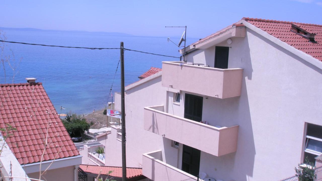 Guesthouse Marija Подстрана Екстер'єр фото