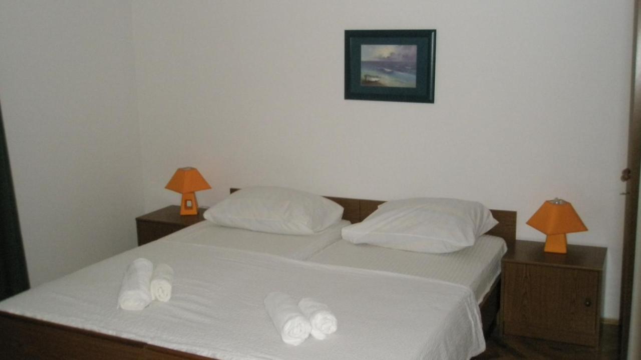 Guesthouse Marija Подстрана Екстер'єр фото