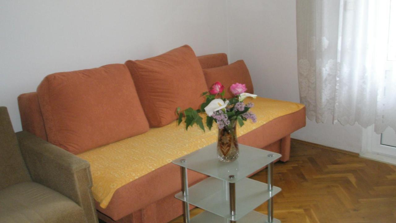 Guesthouse Marija Подстрана Екстер'єр фото