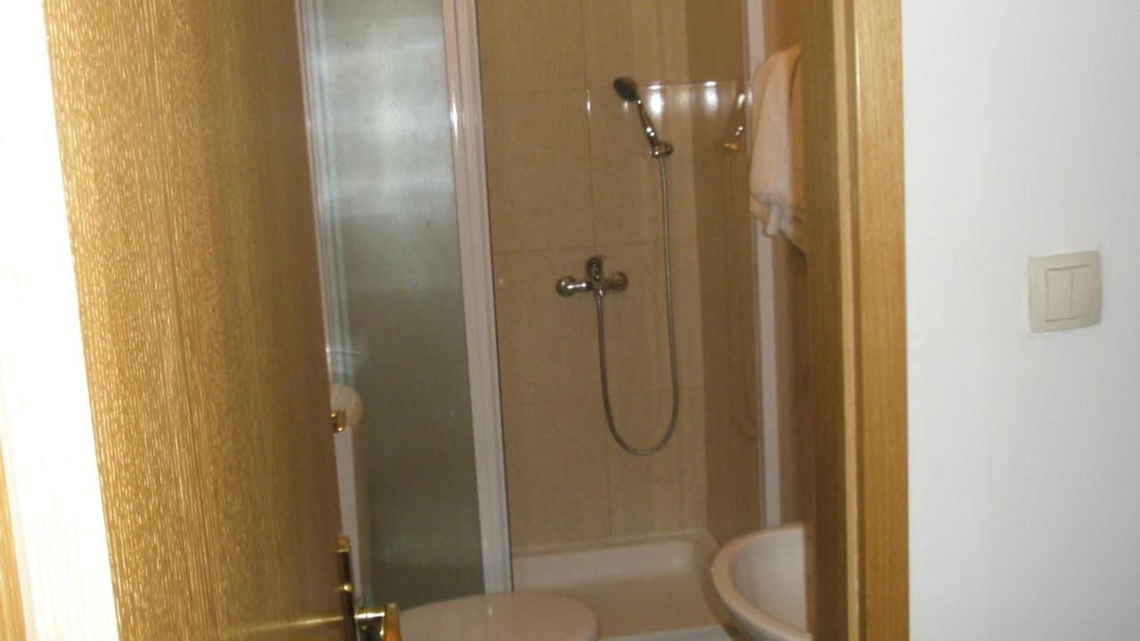 Guesthouse Marija Подстрана Екстер'єр фото